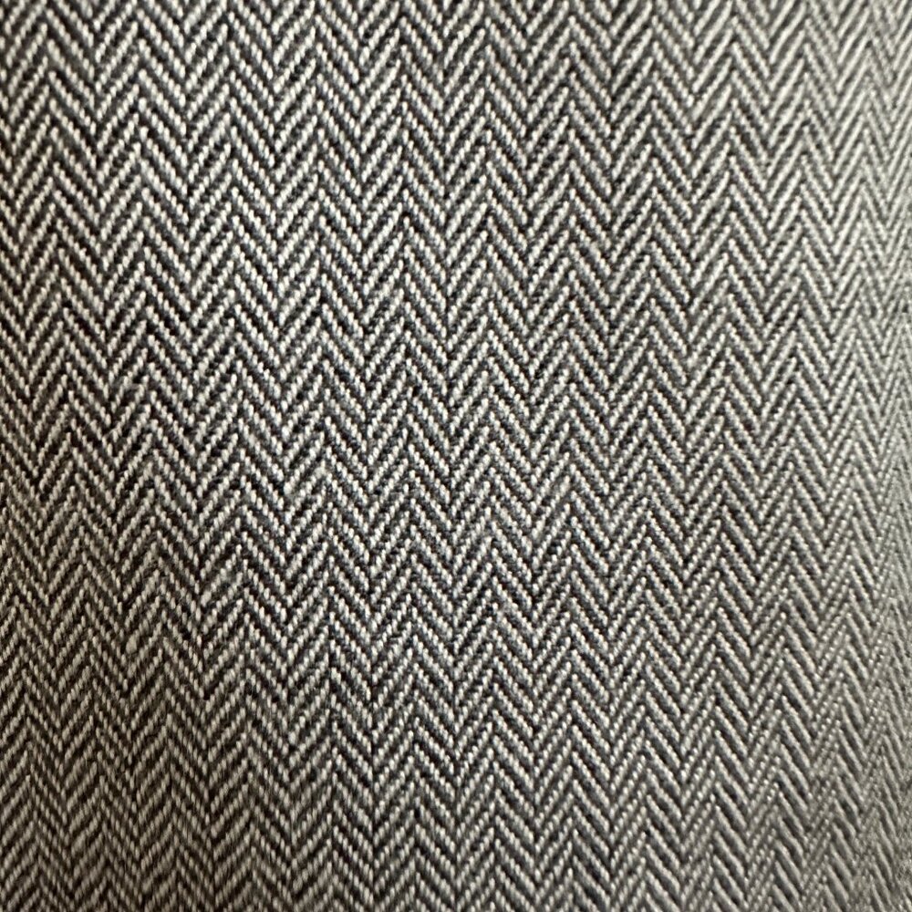 Hugo Boss Black and White Herringbone Wool Blend Dress - Size 6 - Picture 3 of 14